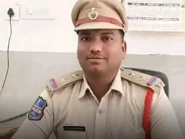 ‘మైనర్లు వాహనాలు నడపడం చట్టరీత్యా నేరం’