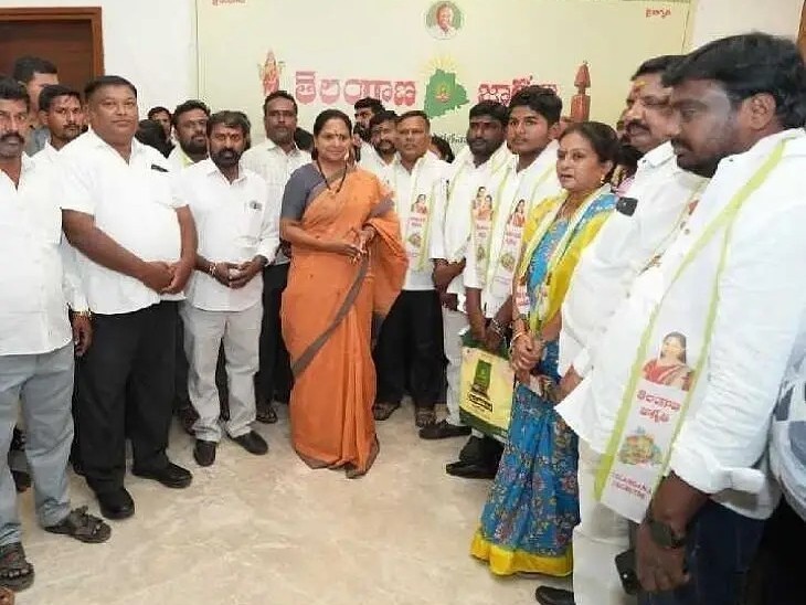 జాగృతిలో చేరిన బార్ అసోసియేషన్ మాజీ అధ్యక్షులు