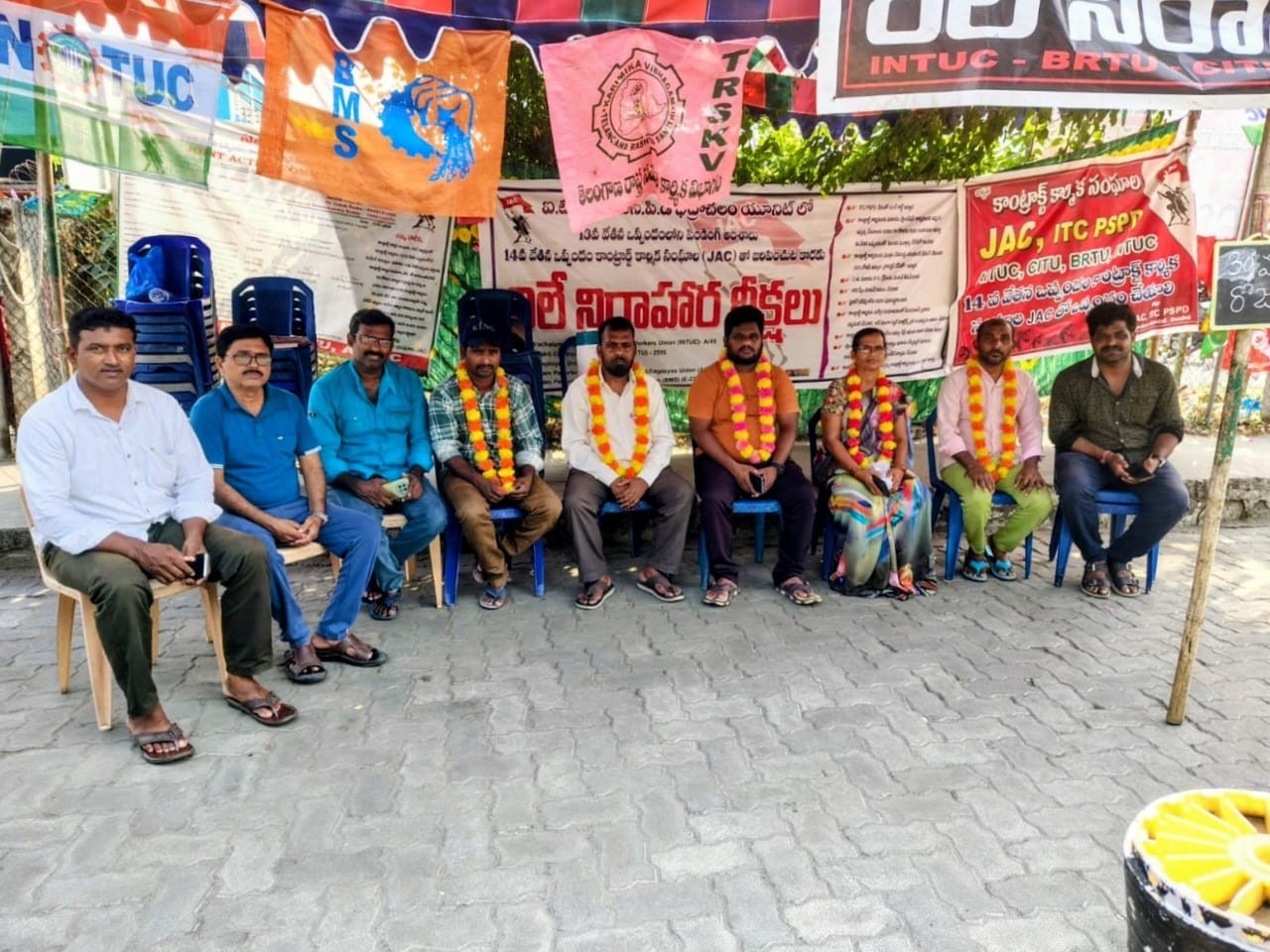 ‘కాంట్రాక్ట్ కార్మికుల న్యాయపరమైన డిమాండ్లను పరిష్కరించాలి’