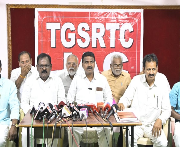 సమ్మె యథావిధిగా కొనసాగుతుంది: RTC JAC