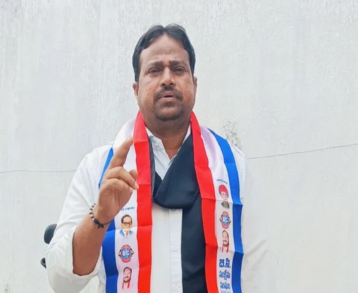 ఆర్టీసీ సమ్మెపై ప్రభుత్వ అలసత్వం సరికాదు