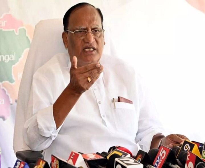 శాసనమండలి ఛైర్మన్ గుత్తా సుఖేందర్ రెడ్డి సమావేశం