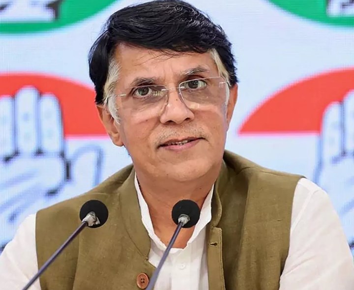 కాంగ్రెస్‌ నేత పవన్‌ ఖేరాకు షాక్