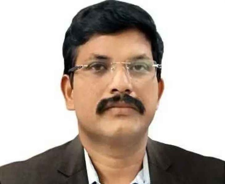 జడ్పీ ఉపాధ్యాయునికి అరుదైన అవకాశం