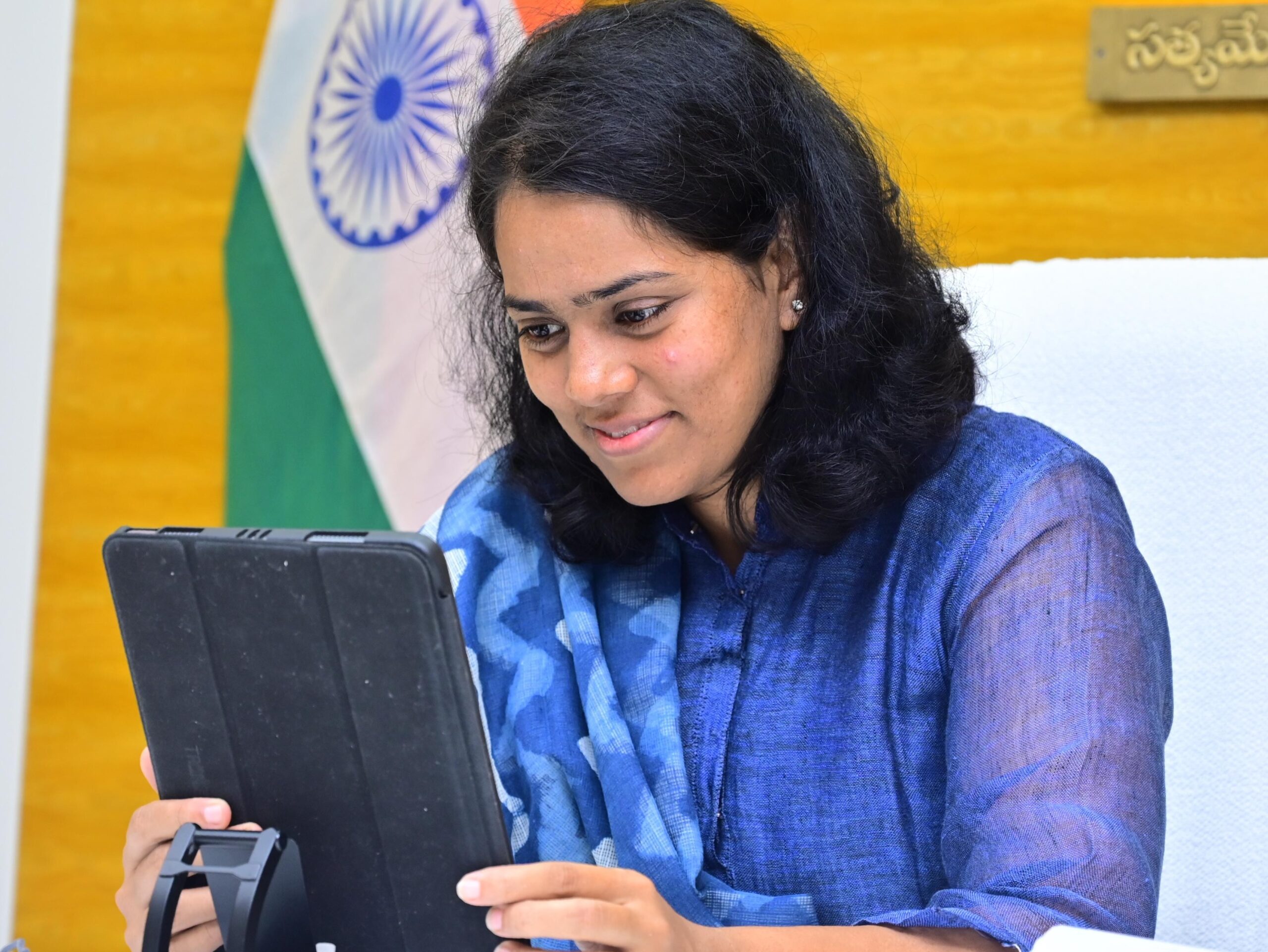 విద్యామిత్ర కార్యక్రమంపై కలెక్టర్ కీర్తి చేకూరి దిశానిర్దేశం