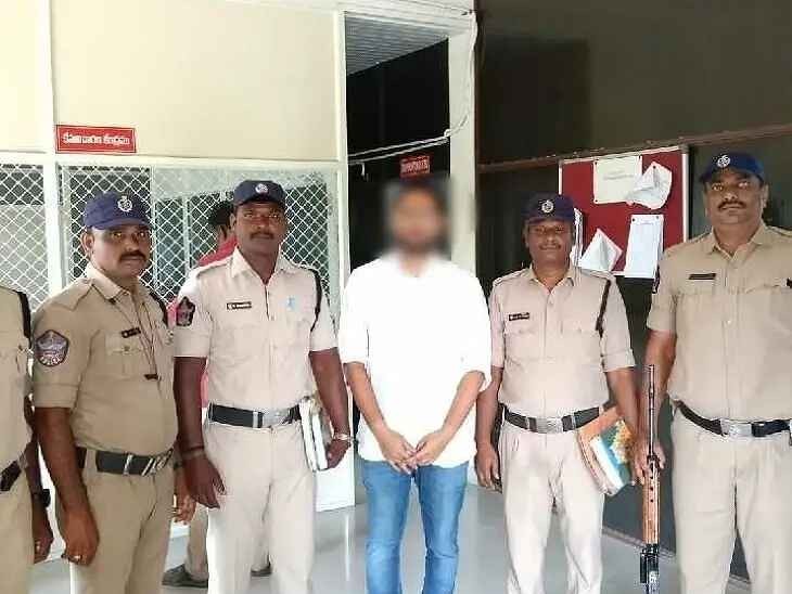 ఎర్రచందనం స్మగ్లర్‌కు  జైలు శిక్ష