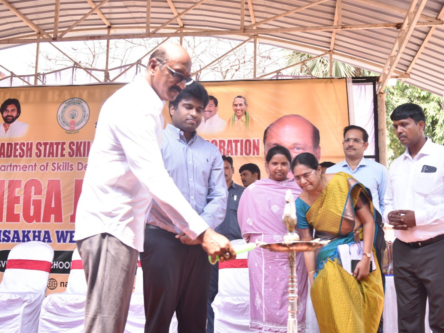 మెగా జాబ్ మేళా ప్రారంభం