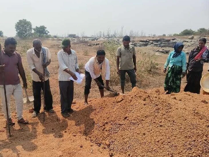 బాట విస్తరణ పనులు ముమ్మరం