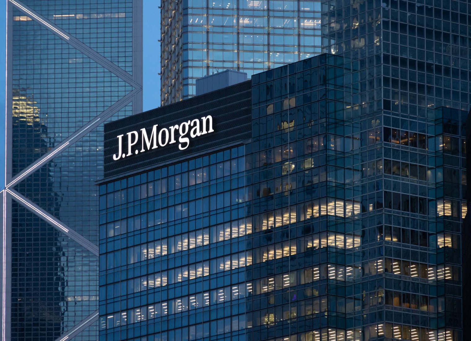 ‘పెట్టుబడుల విషయంలో అప్రమత్తంగా ఉండాలి’