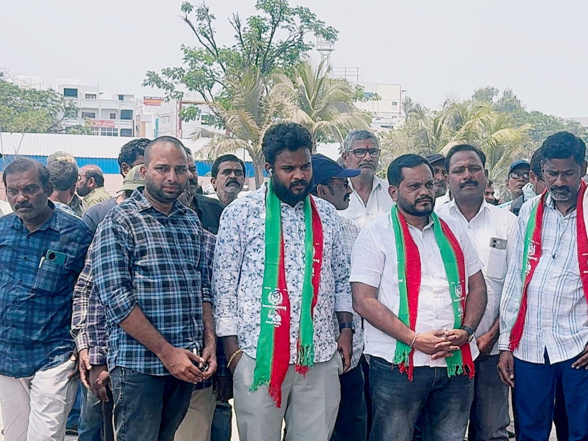 బాధిత కుటుంబాలకు న్యాయం చేయాలి: రజిని కుమార్