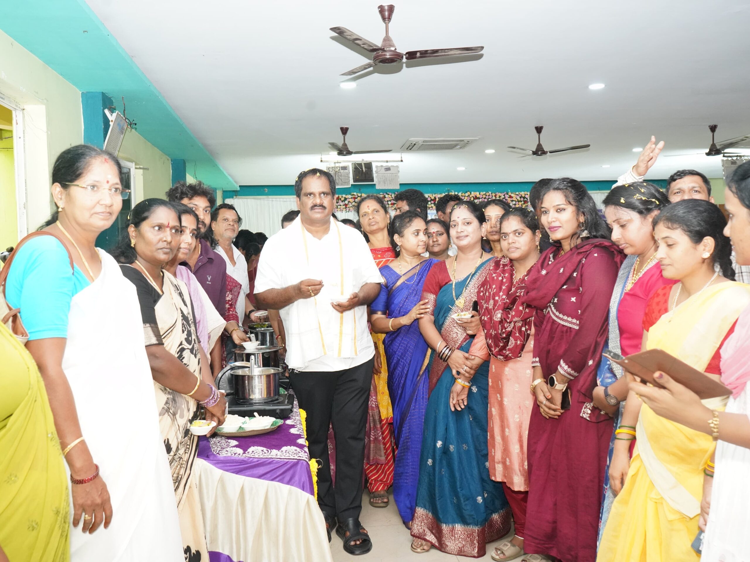 పోషణ పక్వాడలో పాల్గొన్న ఎమ్మెల్యే