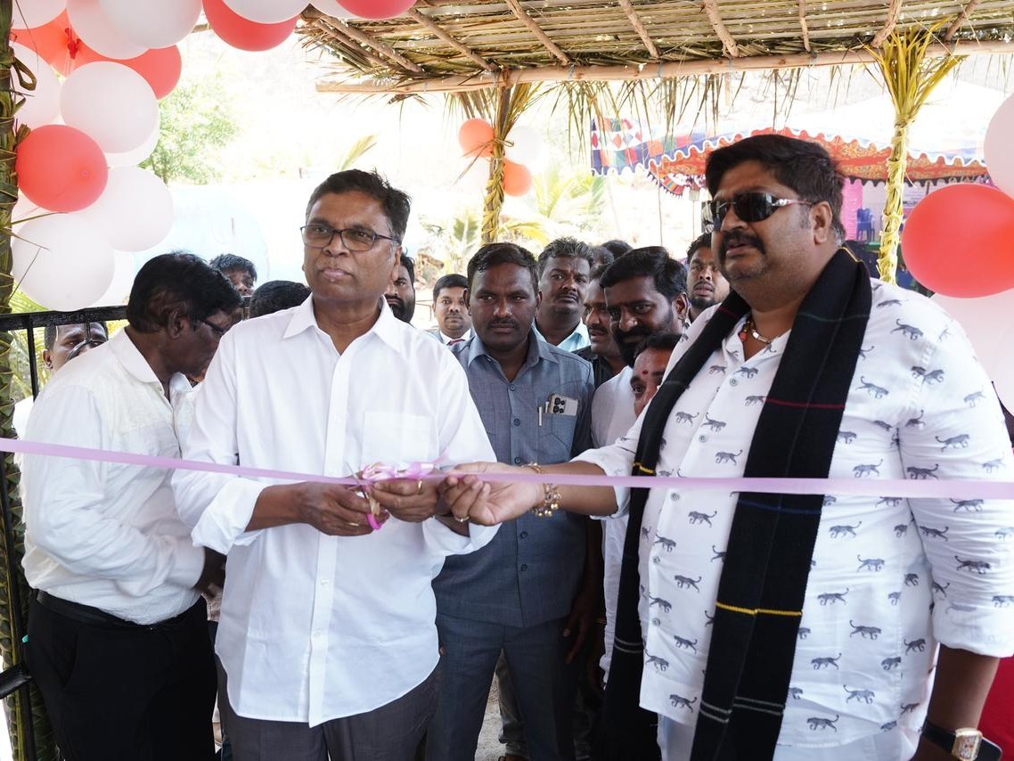 తుమ్మల వారి పల్లెలో వృద్ధాశ్రమం ప్రారంభం