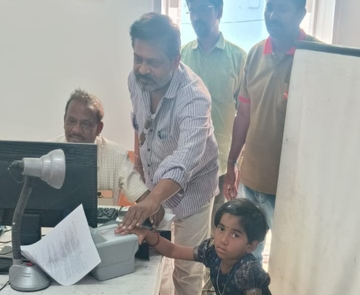 ‘రేపటి నుంచి గుత్తిలో ఆధార్ సేవలు పునః ప్రారంభం’