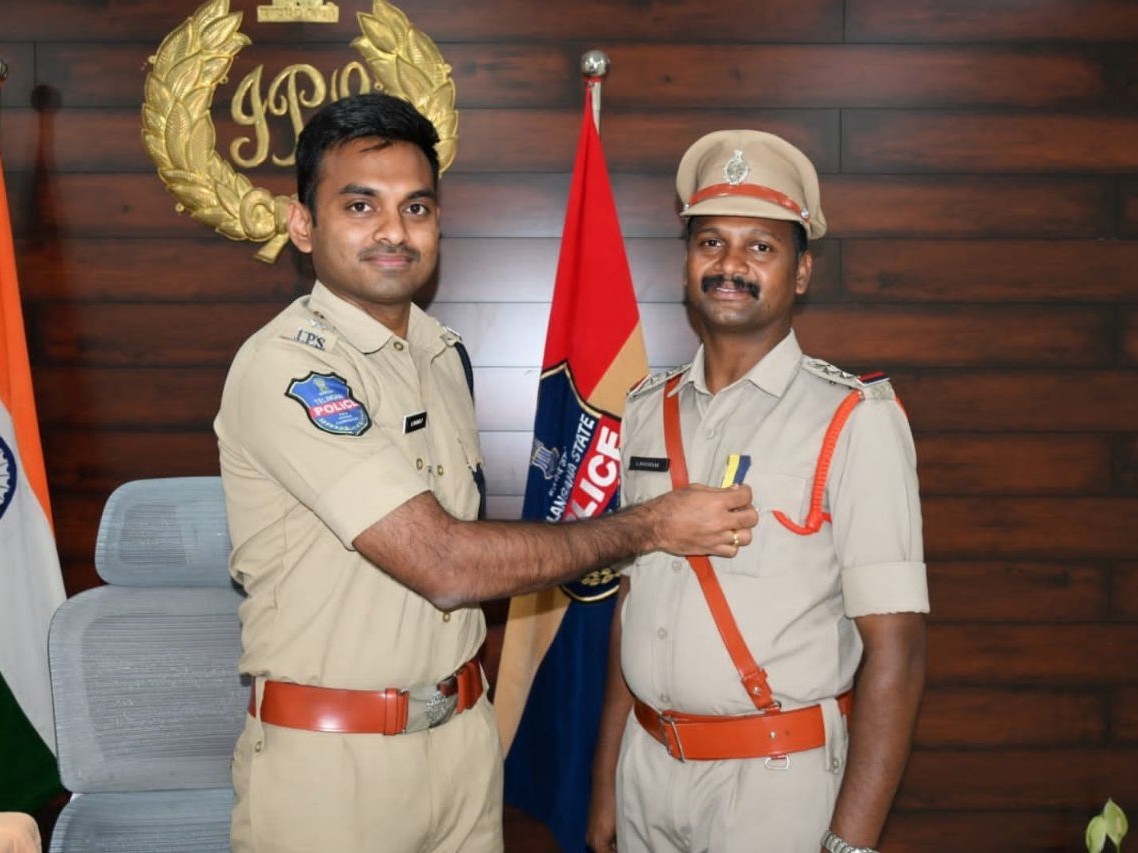 కఠినసేవా పతకానికి ఎంపికైన  సీఐ లోడిగ రవీందర్