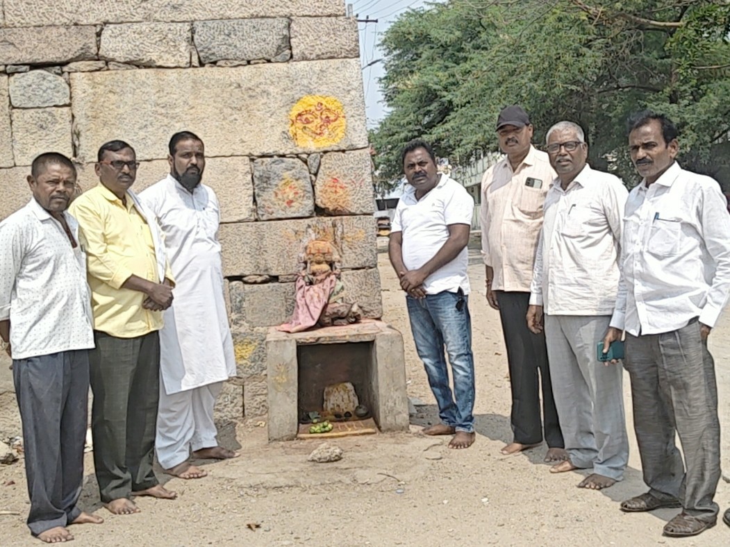 ‘బురుజు స్థలాలను రక్షించుకుందాం’