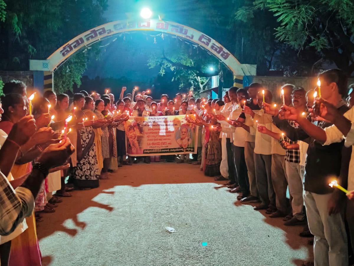 డ్రైవర్ శంకర్‌కు నివాళులు అర్పించిన కార్మికులు..!