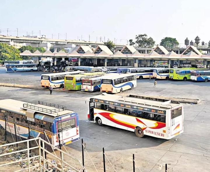 సమ్మె విరమిస్తున్నట్లు ప్రకటించిన RTC JAC