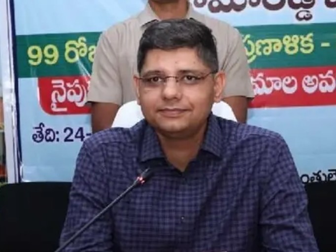 ‘యువత నైపుణ్యాలను పెంపొందించుకోవాలి’