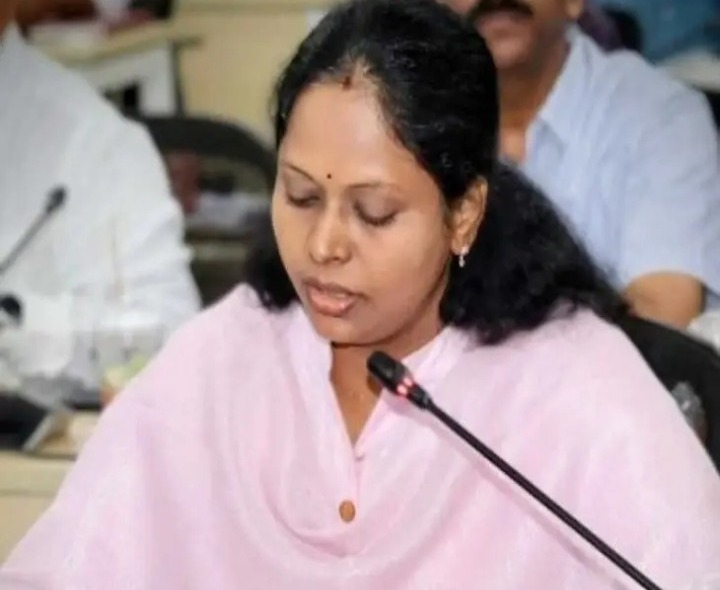 ప్రైవేటు పాఠశాలలకు బిగ్ షాక్