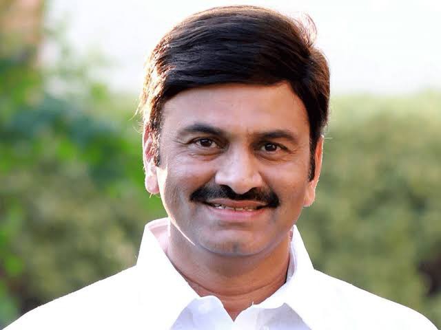 నేడు జిల్లాలో రఘురామకృష్ణంరాజు పర్యటన