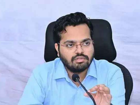 ‘పట్టణ పారిశుధ్ధ్యాన్ని మరింత మెరుగుపరచాలి’