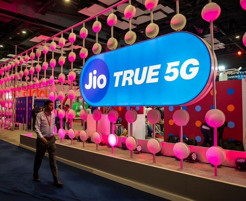 జియోలో సగం మంది 5జీ వినియోగదారులే