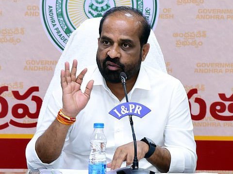 మంత్రి సంతకం ఫోర్జరీలో నిందితులపై కేసు