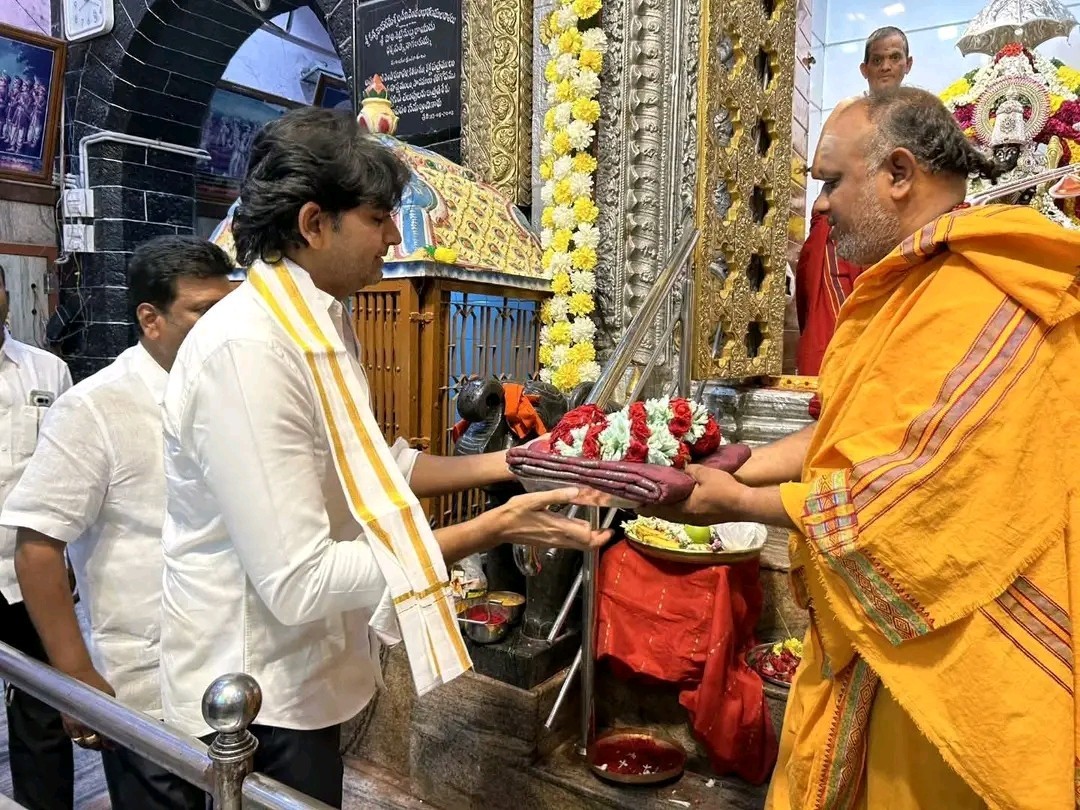 అమ్మవారిని దర్శించుకున్న ఎమ్మెల్యే అస్మిత్ రెడ్డి