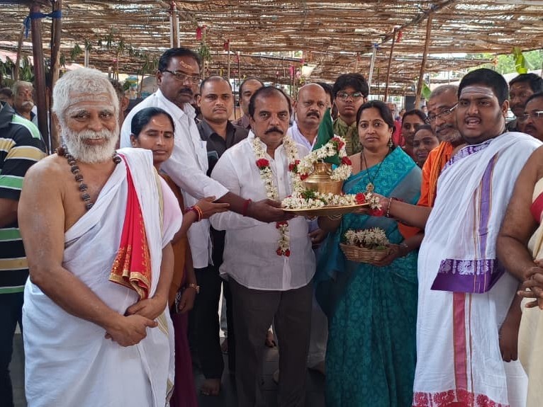 భద్రకాళి ఆలయంలో ఘనంగా బ్రహ్మోత్సవాలు