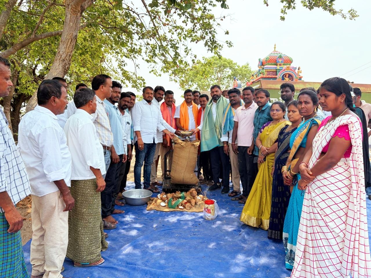 IKP ఆధ్వర్యంలో వడ్ల కొనుగోలు కేంద్రం ప్రారంభం