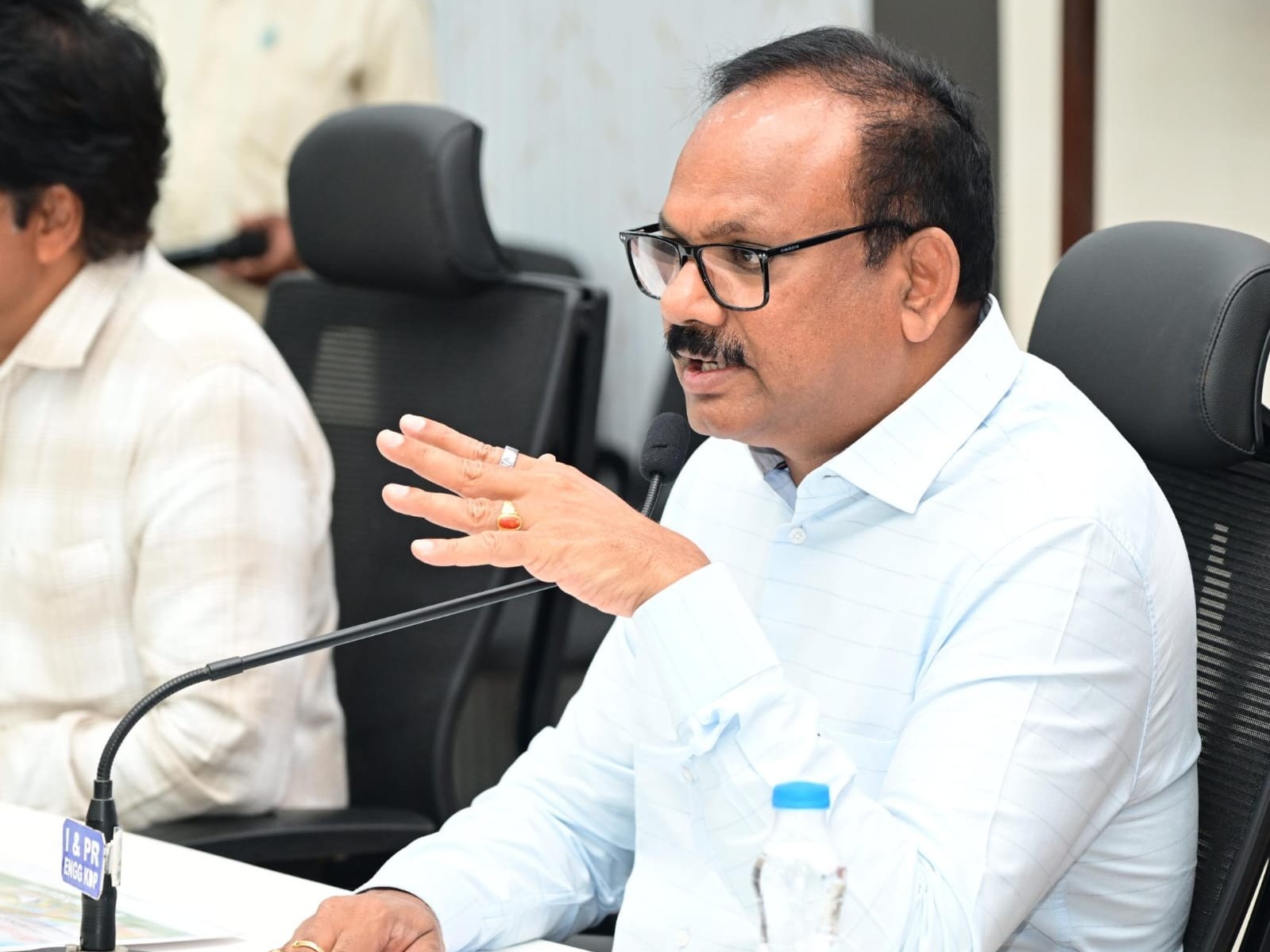 జలధార-జల హారతిపై కలెక్టర్ సమీక్ష