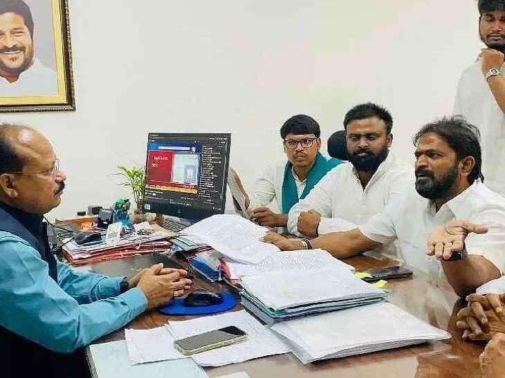 బకాయిలు చెల్లించి విద్యార్థులను ఆదుకోవాలి: మాజీ మంత్రి