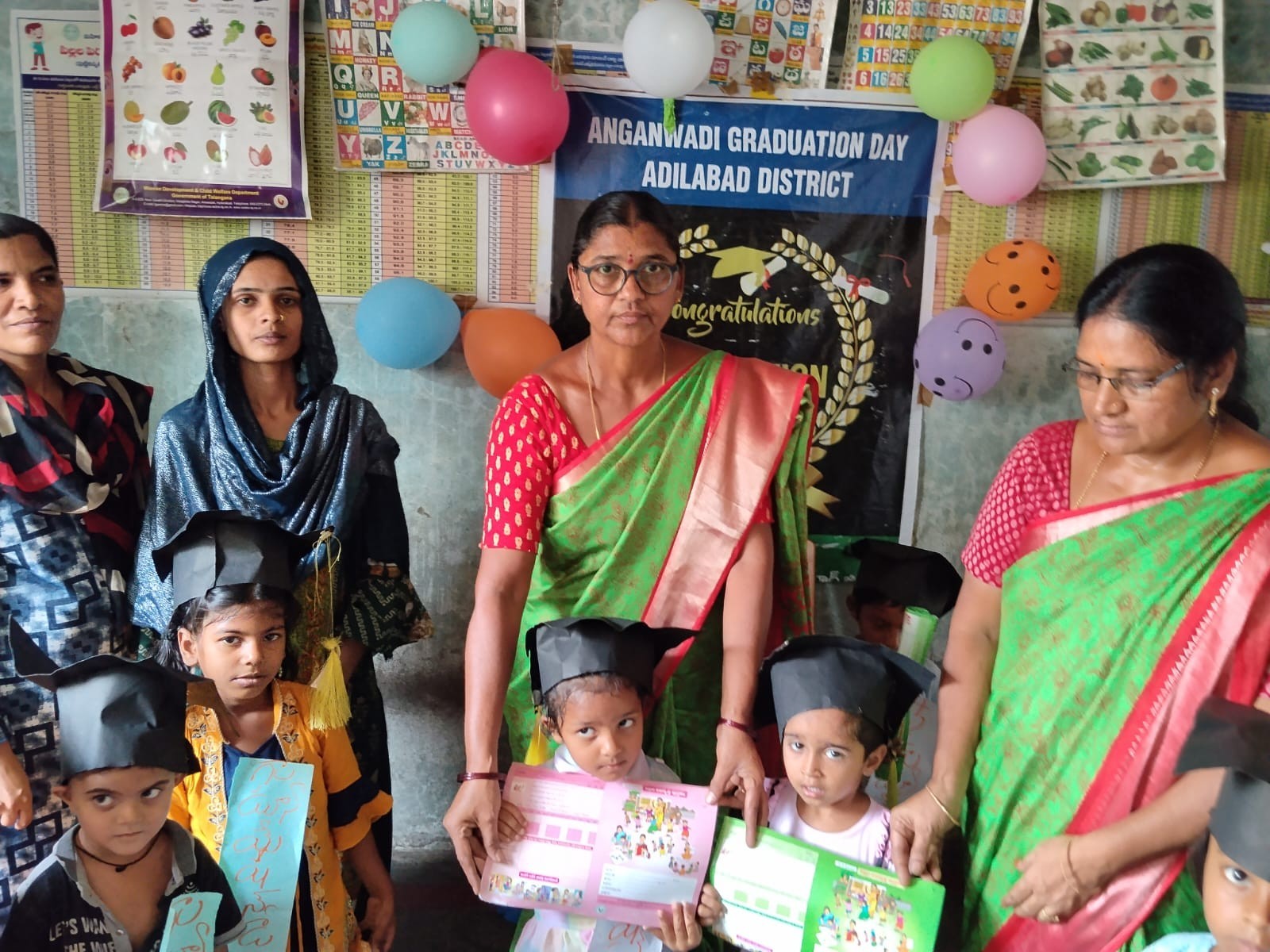 ‘చిన్నారులను అంగన్వాడీలో చేర్పించాలి’