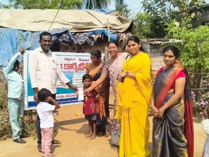 ప్రతి ఒక్కరూ సర్కారీ విద్యను ఆదరించాలి: సర్పంచ్