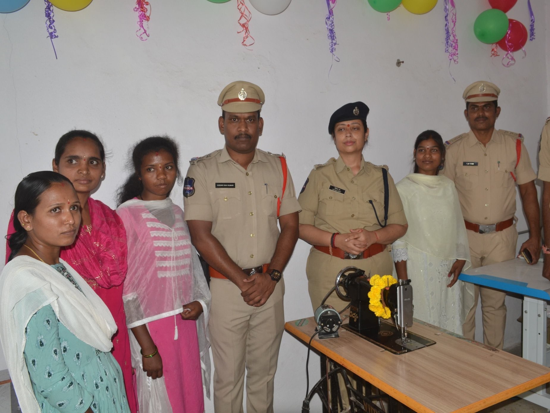 గిరిజన మహిళలకు ఉచిత కుట్టు శిక్షణ ప్రారంభం