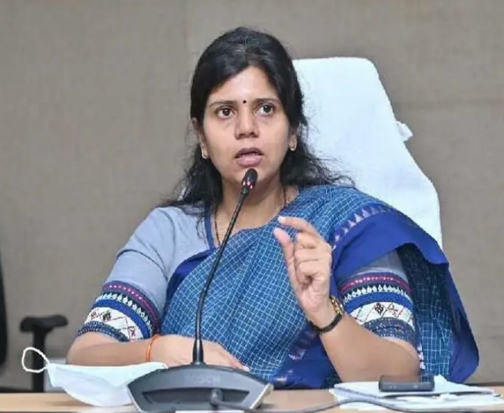 జనగణన స్వీయ నమోదు చేసుకోవాలని: కలెక్టర్