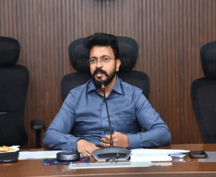 ‘గృహ నిర్మాణ పనులు వేగవంతం చేయాలి’