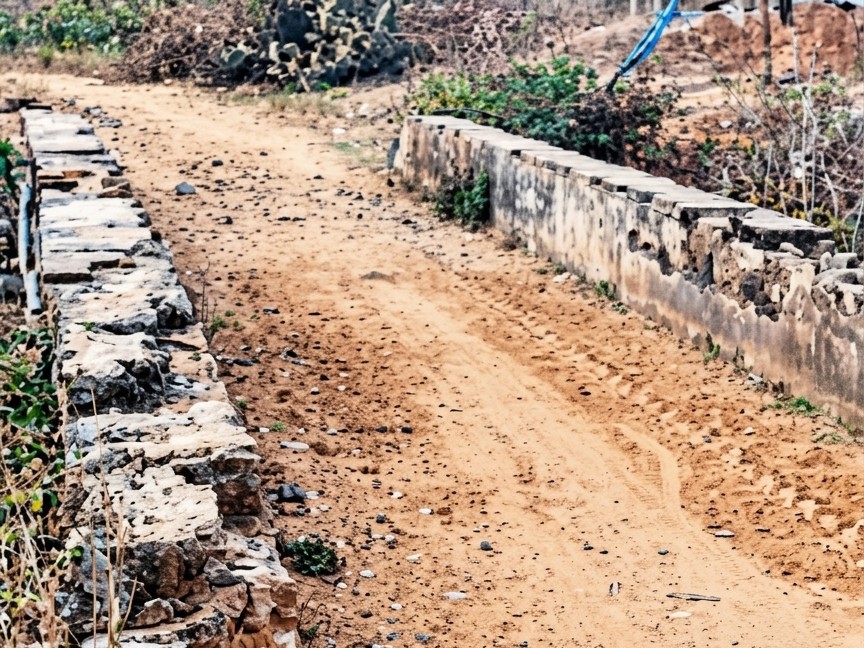 శిథిలావస్థలో బ్రిటీష్ కాలం నాటి వంతెన