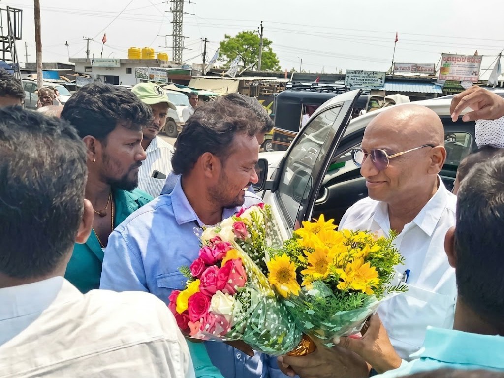 ఆలూరులో ఆర్ఎస్ ప్రవీణ్ కుమార్‌కు ఘన స్వాగతం