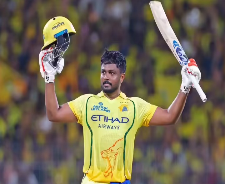 IPL: రైనా రికార్డు బద్దలు కొట్టిన శాంసన్