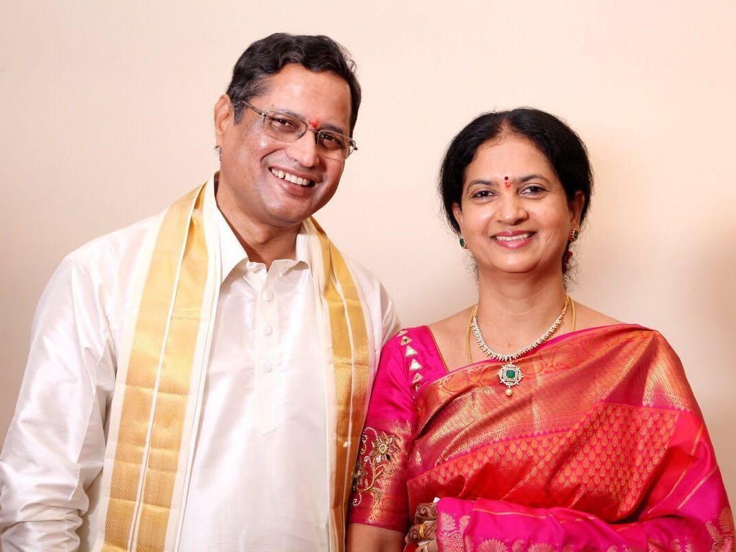 రాజరాజేశ్వర స్వామి ఆలయ విస్తరణ కోసం విరాళం