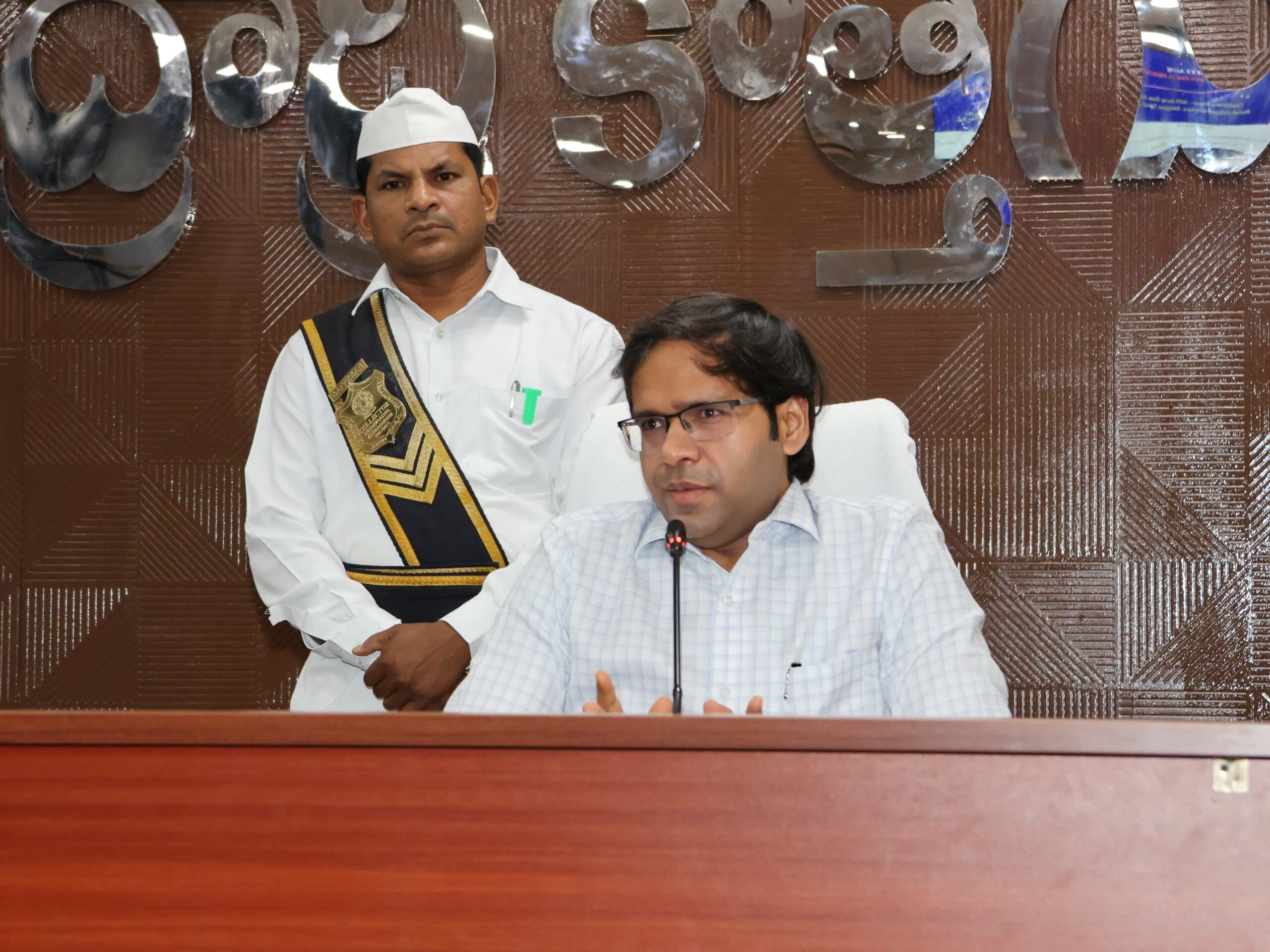 పీజీఆర్ఎస్‌పై కలెక్టర్ అధికారులకు ఆదేశాలు