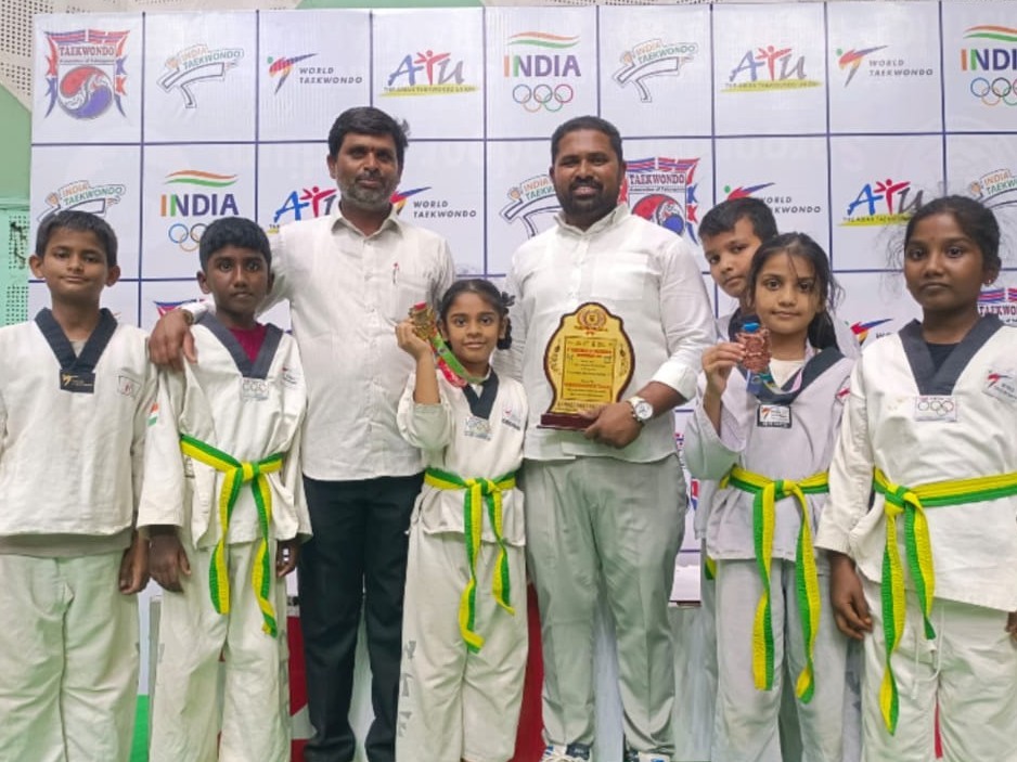 తైక్వాండో పోటీల్లో సిద్దిపేట విద్యార్థుల సత్తా