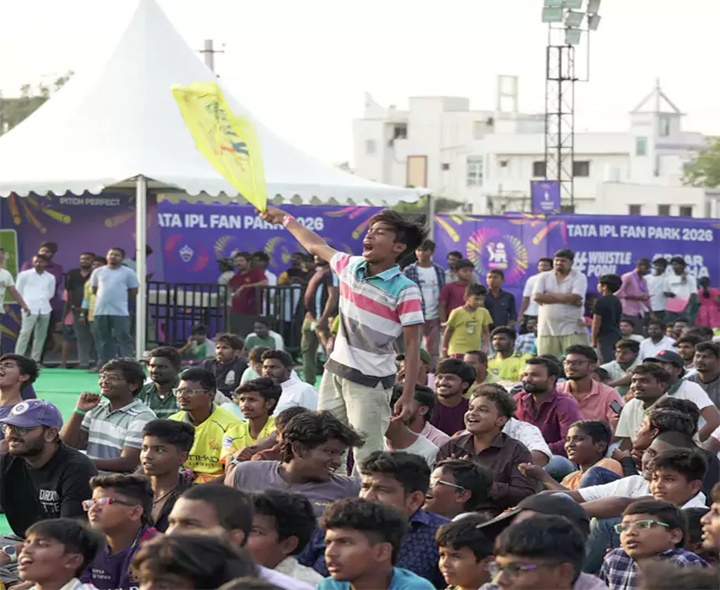 IPL ఫ్యాన్‌ పార్క్‌.. అభిమానుల సందడి