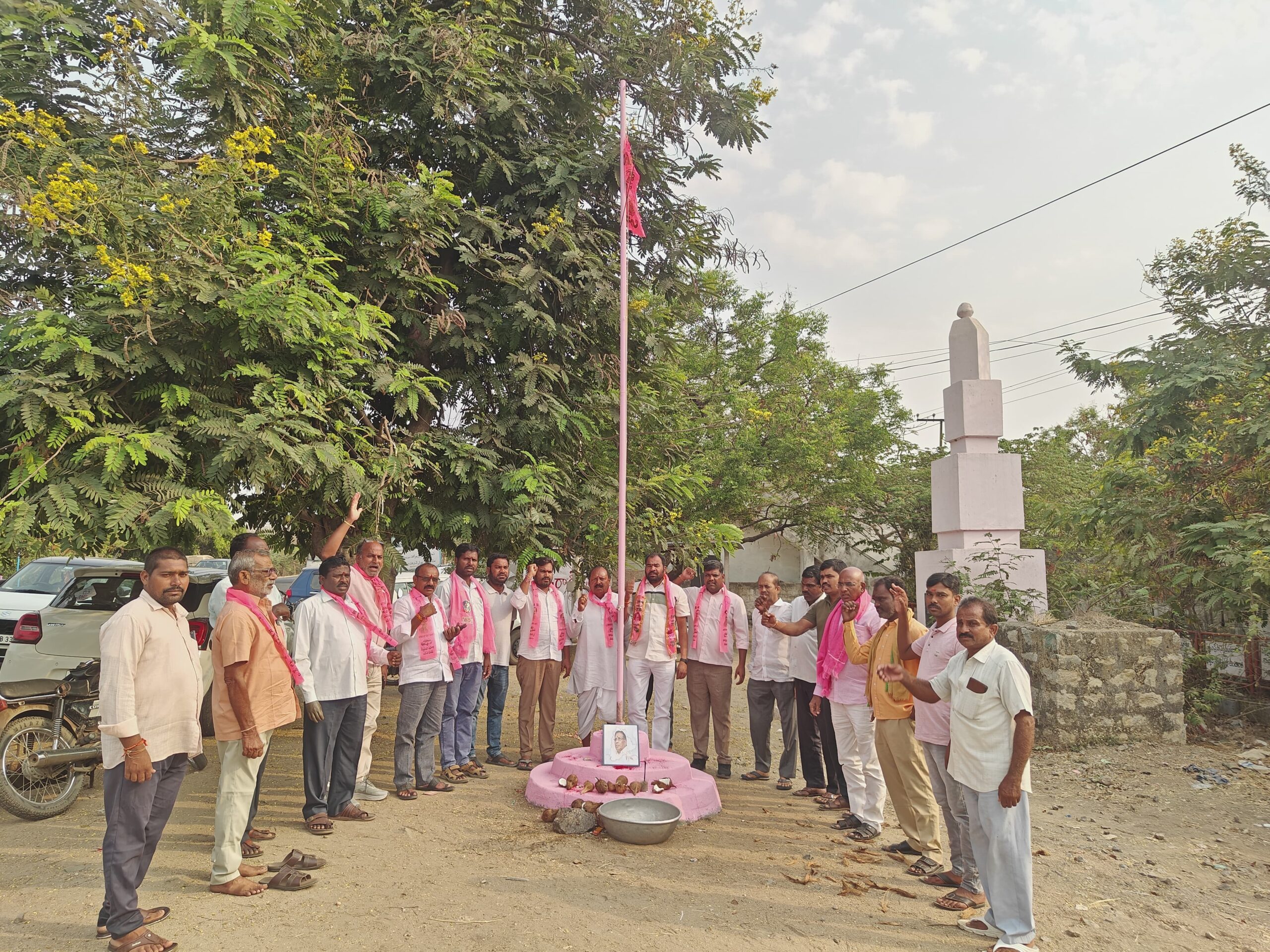 అభివృద్ధిలో అగ్రగామిగా నిలిపారు: మండల అధ్యక్షుడు
