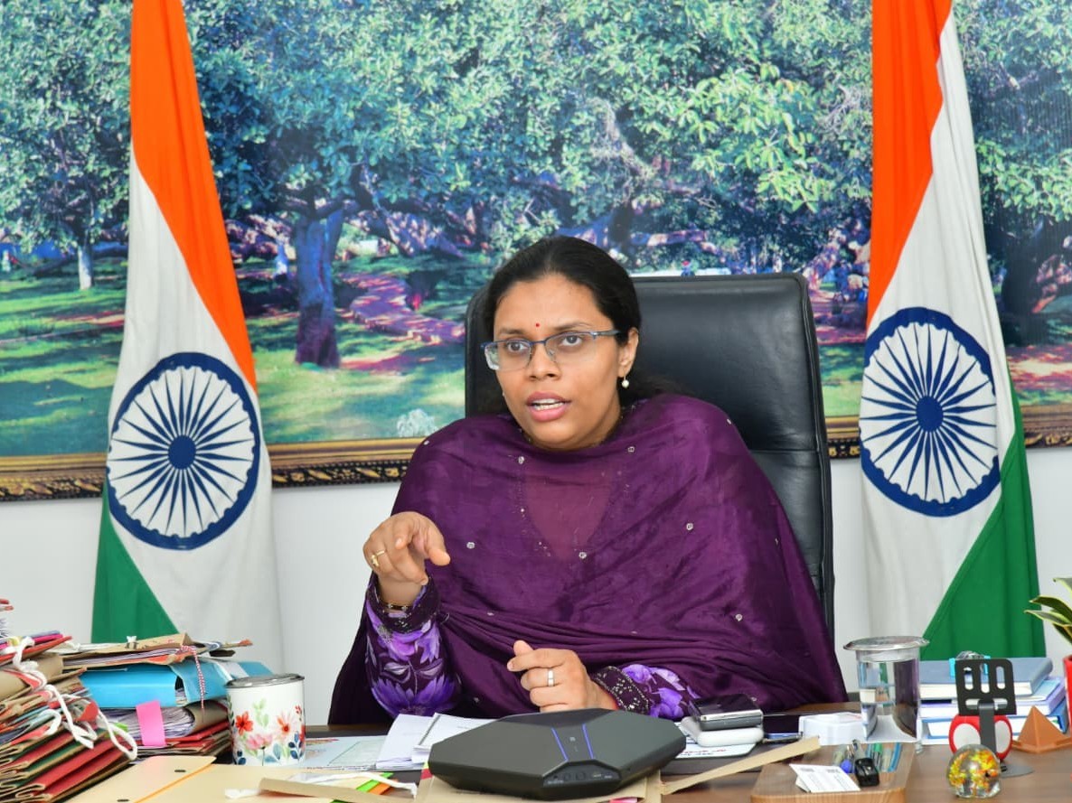 నీట్ (NEET-UG) పరీక్షలపై కలెక్టర్ సమీక్ష