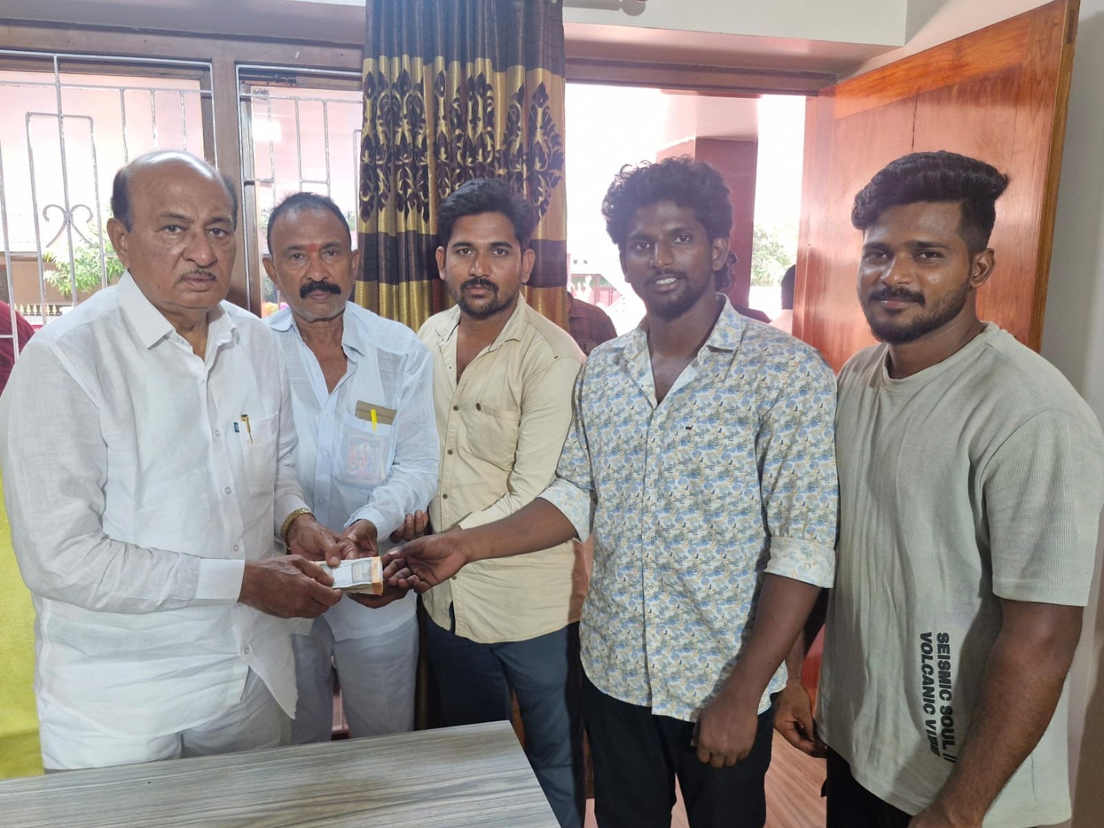 ఆలయ నిర్మాణానికి ఎమ్మెల్యే గోరంట్ల విరాళం