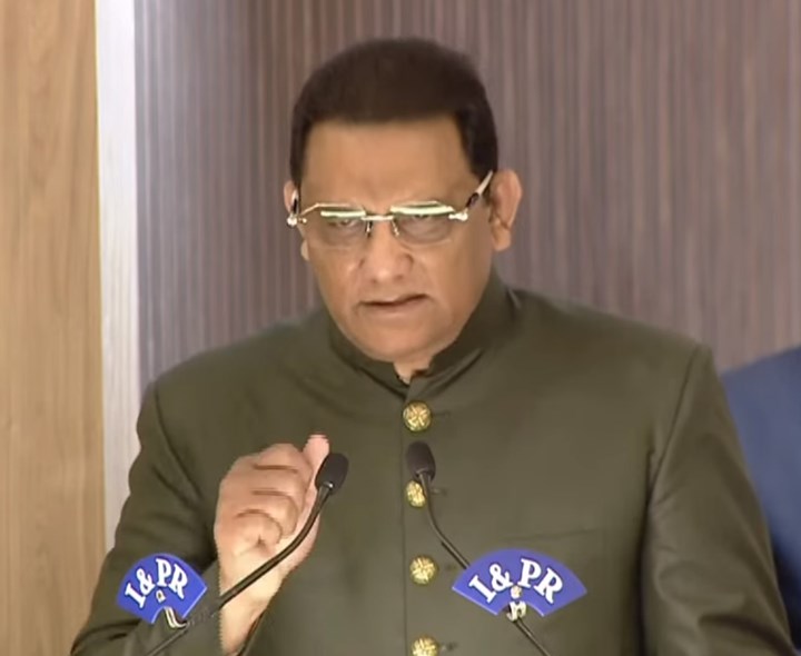 మైనార్టీల సంక్షేమానికి కృషి: మంత్రి అజారుద్దీన్