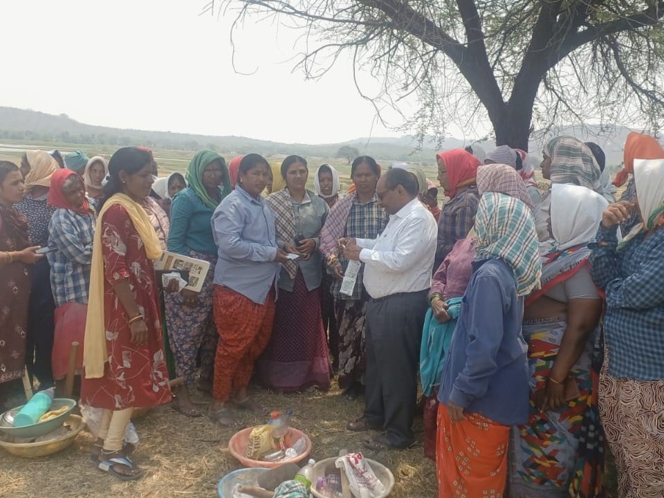 ‘ఉపాధి హామీ కూలీలు తగు జాగ్రత్తలను పాటించాలి’