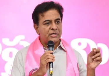 తేజస్వి సూర్య వ్యాఖ్యలపై కేటీఆర్ ఫైర్